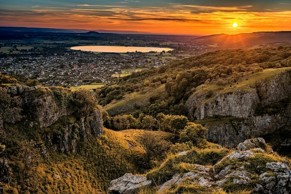 What are the best locations for stargazing in Exmoor National Park?